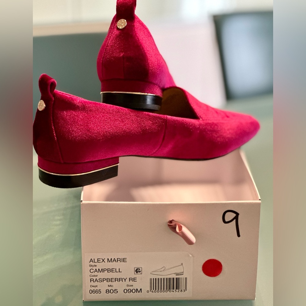woman’s shoes 9M ALEX MARIE - Picture 4 of 4